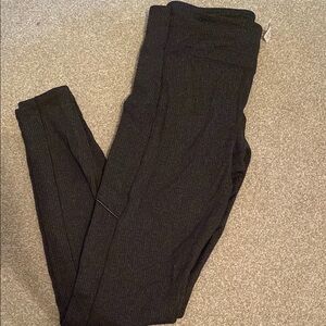 Lululemon Black Leggings with pockets